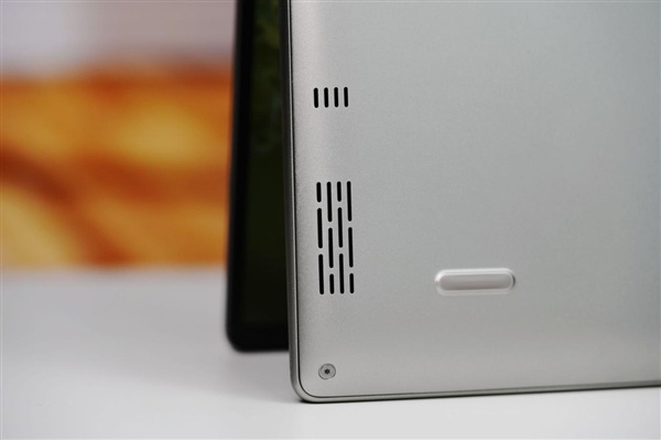 全球首获SGS六年耐用认证!荣耀X16 Plus 2026图赏
