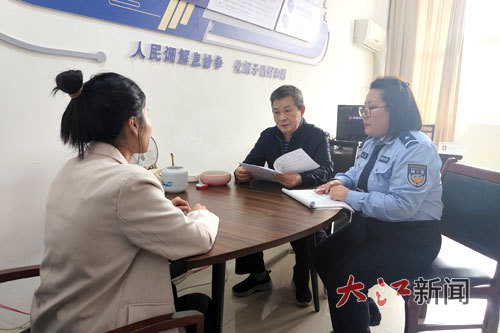反诈民警“走进”作文无人机空中护航……南昌“善治”密码藏在这些细节里(图1)
