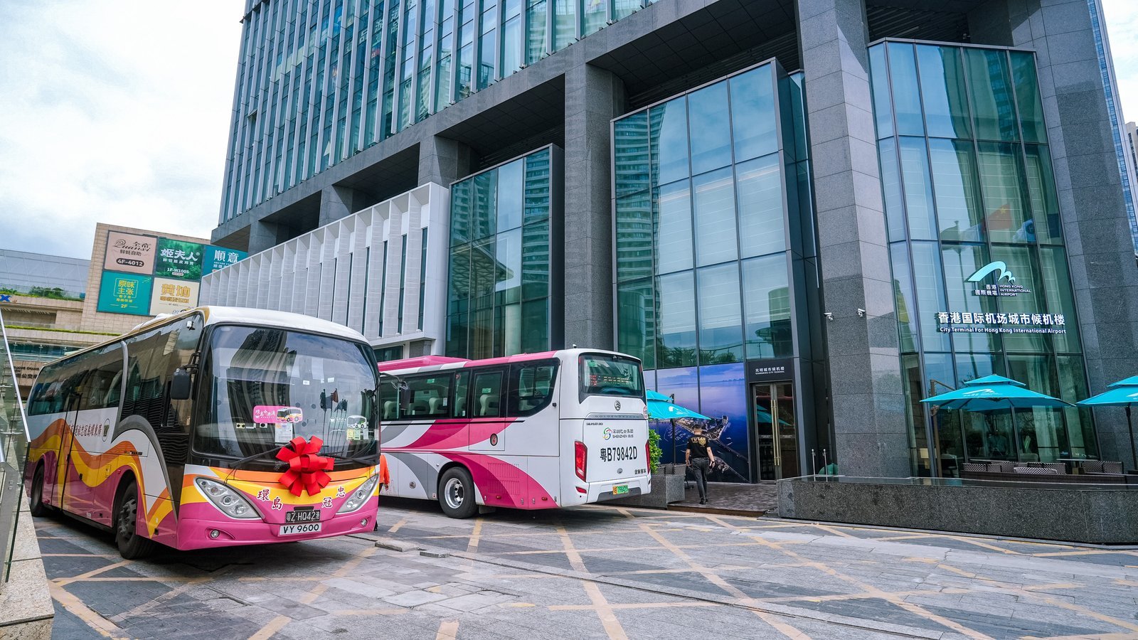 香港国际机场光明城市候机楼正式启用，深港文旅交通实现“无缝衔接”