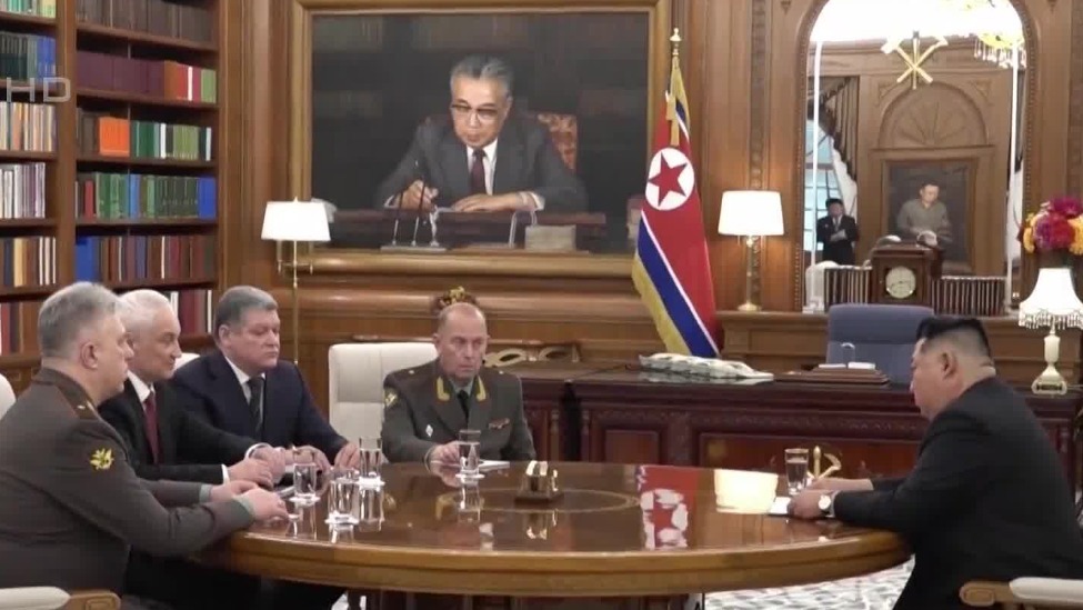 金正恩会见俄国家杜马主席与俄防长
