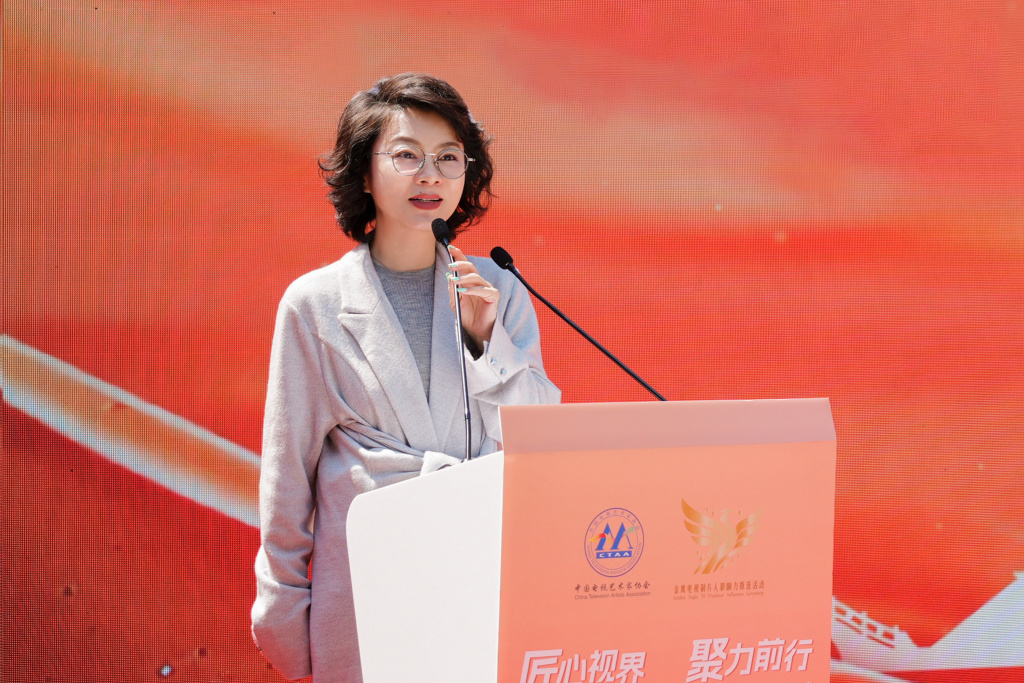 杨晓培