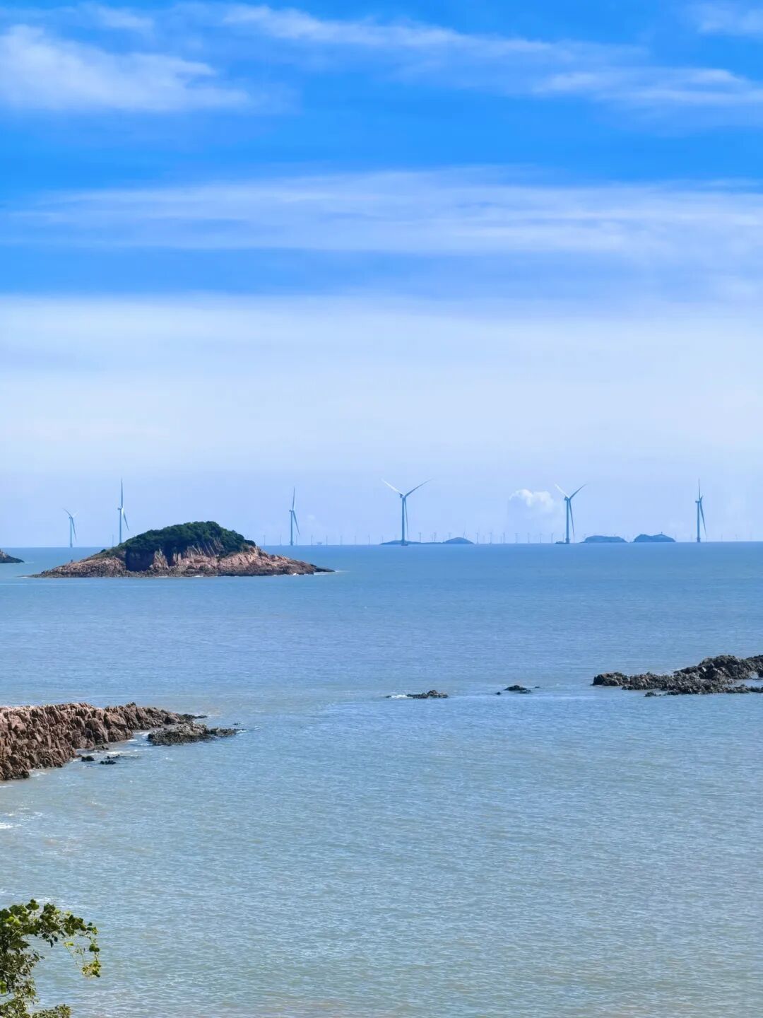 松兰山海上风车.jpg