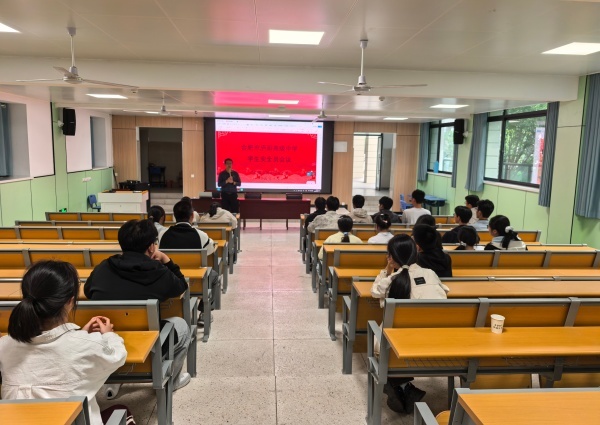 安全教育与急救培训连招频出合肥市庐阳高中筑牢校园安全防护网(图1)