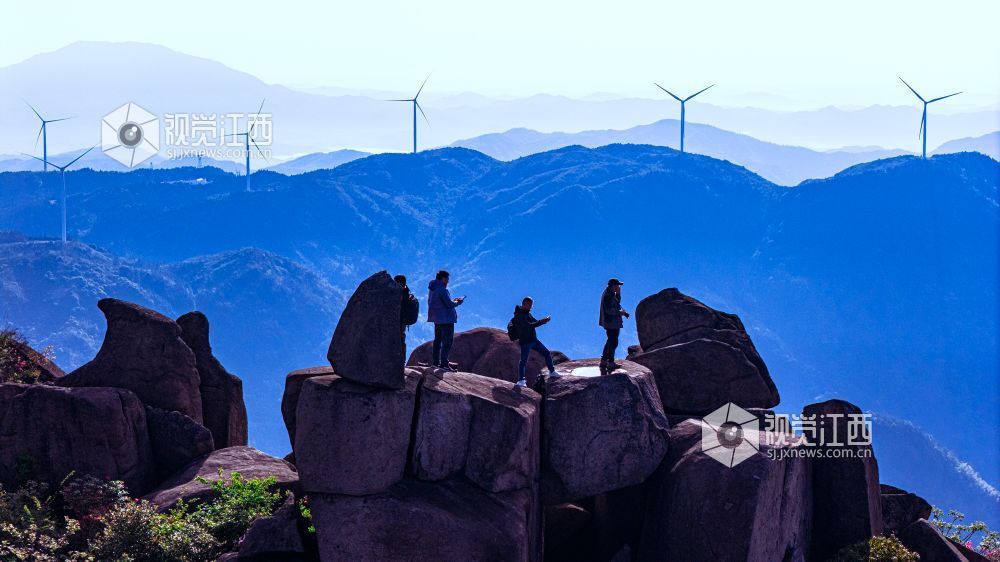 4月26日在江西省吉安市新干县七琴镇燥石景区拍摄的画面。