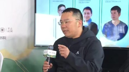 罗晴秋：AI时代更要亲临现场