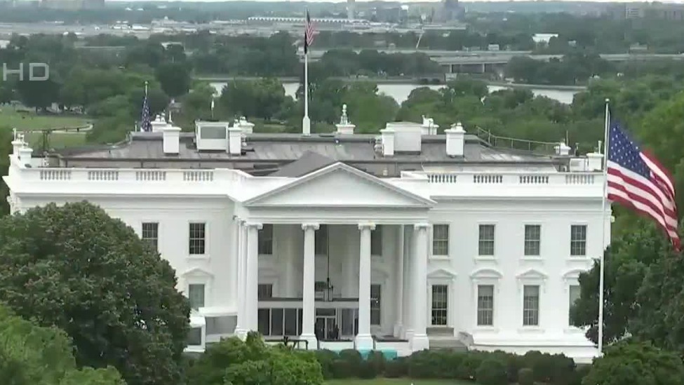 美国制裁35个涉及伊朗“影子银行”实体及个人