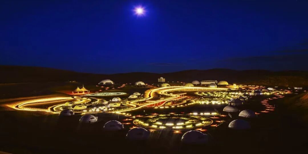 摘星小镇（摄影：李军）