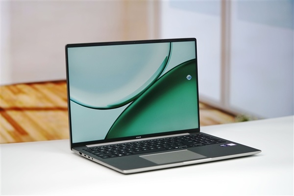 全球首获SGS六年耐用认证!荣耀X16 Plus 2026图赏
