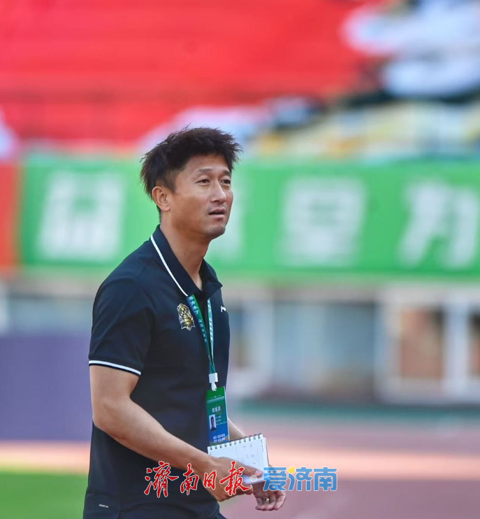 主场6比0大胜济宁队，济南队取得齐鲁超赛开门红