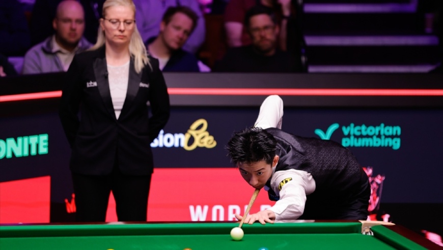 制胜时刻：12-70落后也能赢？吴宜泽1分优势极限翻盘 13-8击败瓦菲