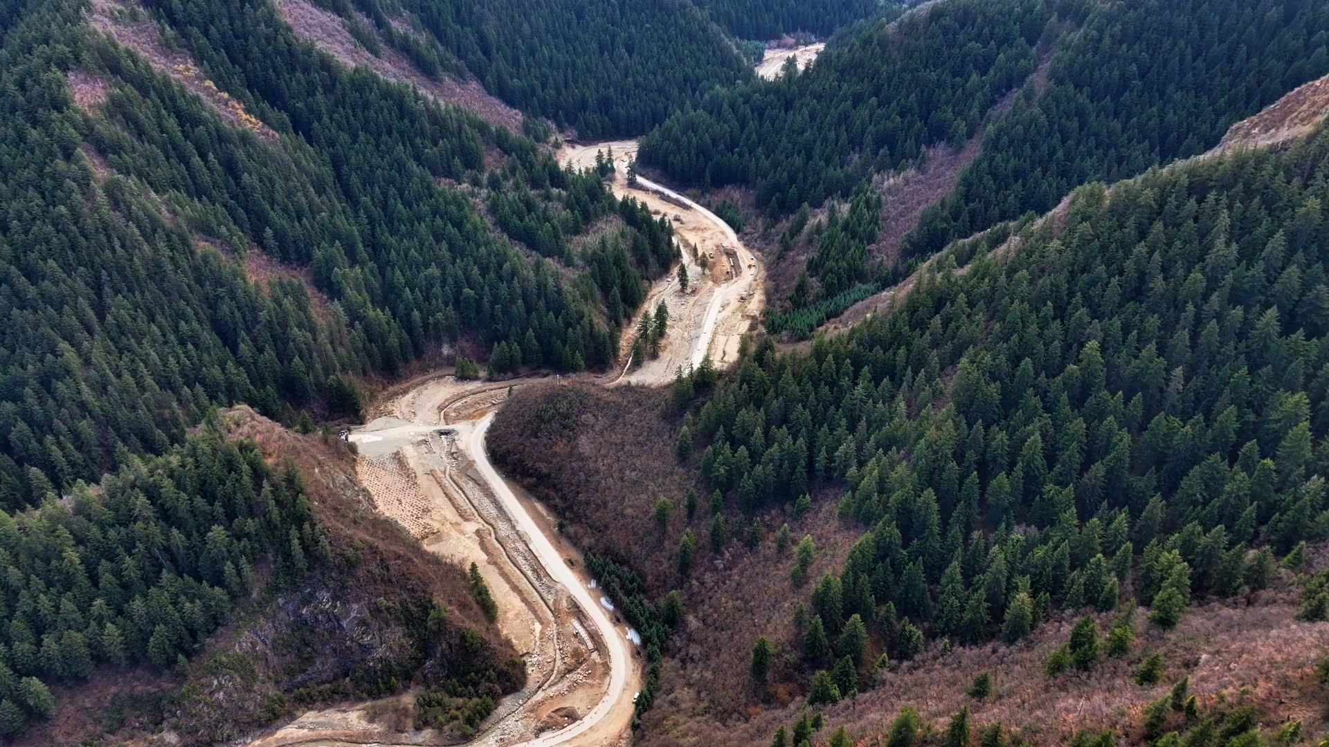 榆中县S104线兴隆山段