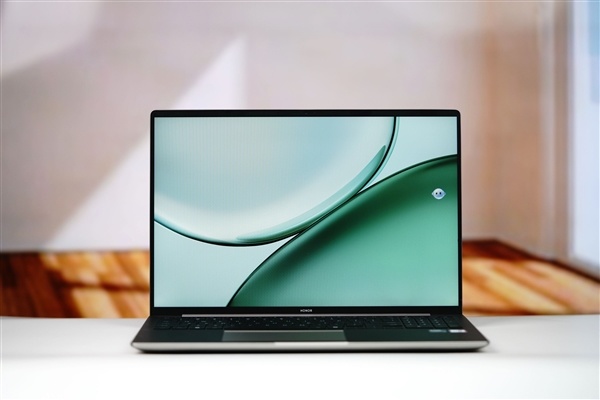 全球首获SGS六年耐用认证!荣耀X16 Plus 2026图赏