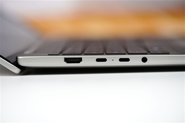 全球首获SGS六年耐用认证!荣耀X16 Plus 2026图赏