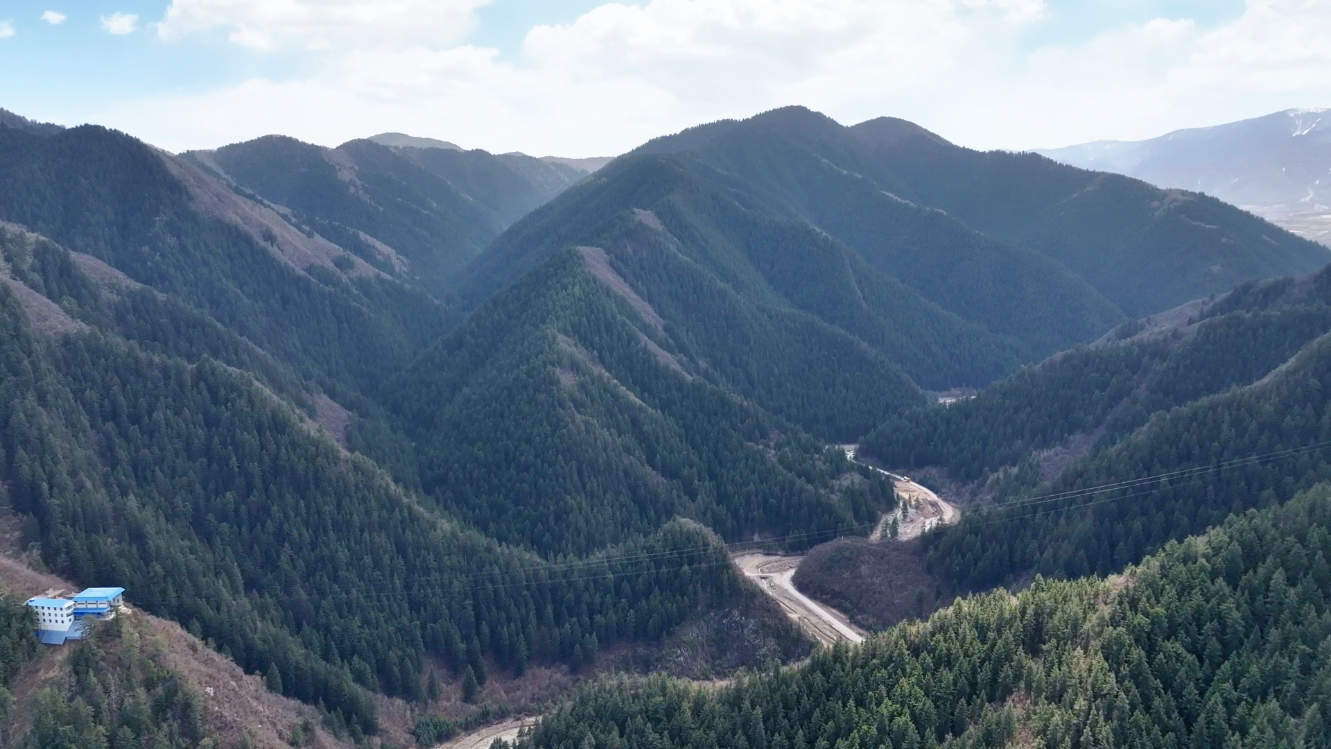 榆中县S104线兴隆山段