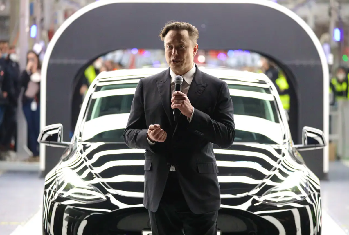 图1：马斯克称HW3车型无法升级无监督版FSD