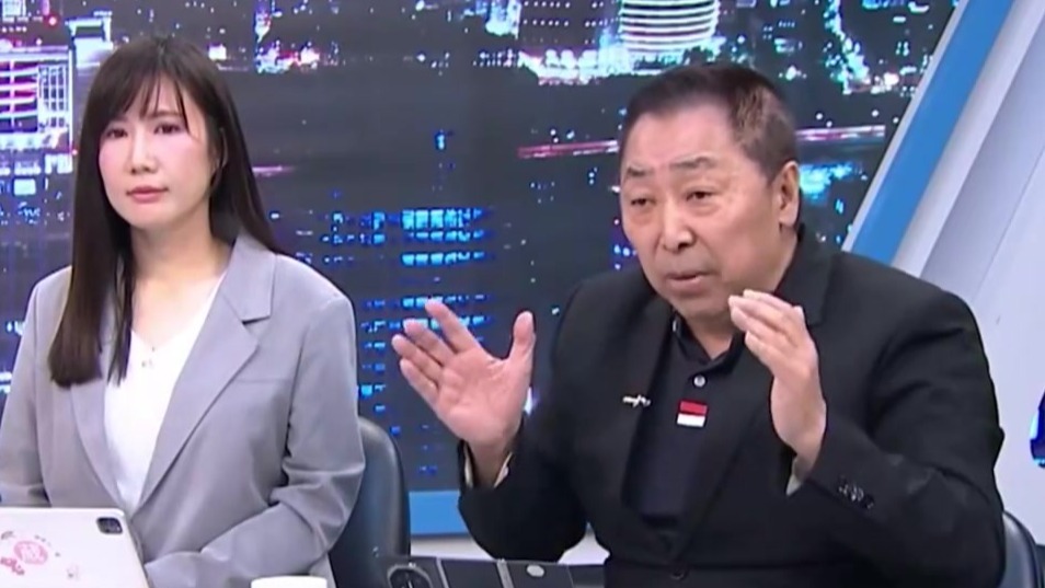 民进党“亲美媚日”还刻意抵制大陆，唐湘龙痛批：脑袋出问题