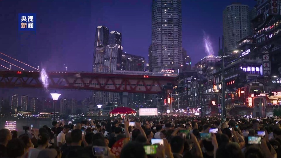 视频丨五一假期，跟着电影打卡粤港澳，太好拍了！