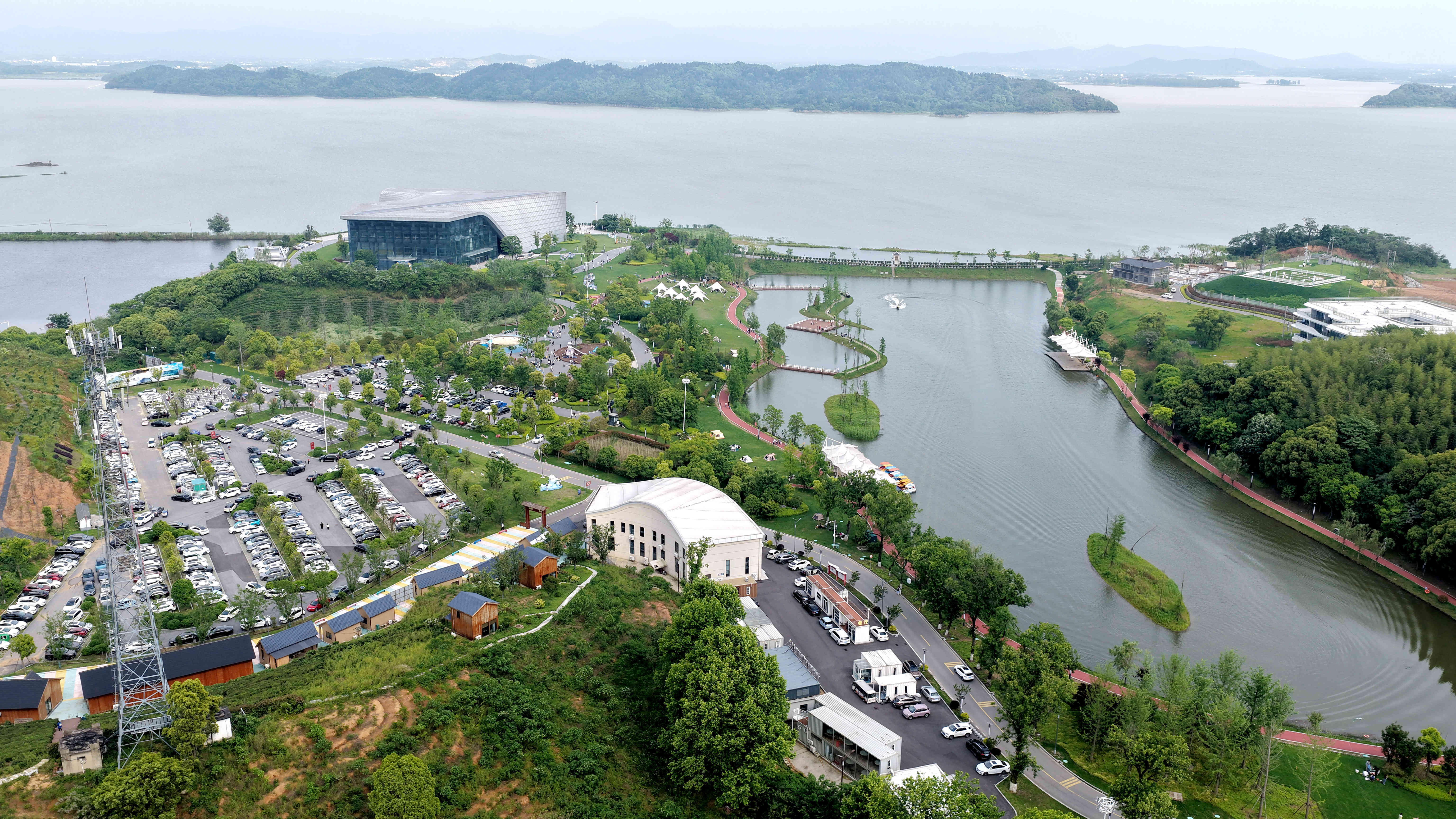 九江湖口：生态观光+趣味体验 江豚湾点亮五一假日经济