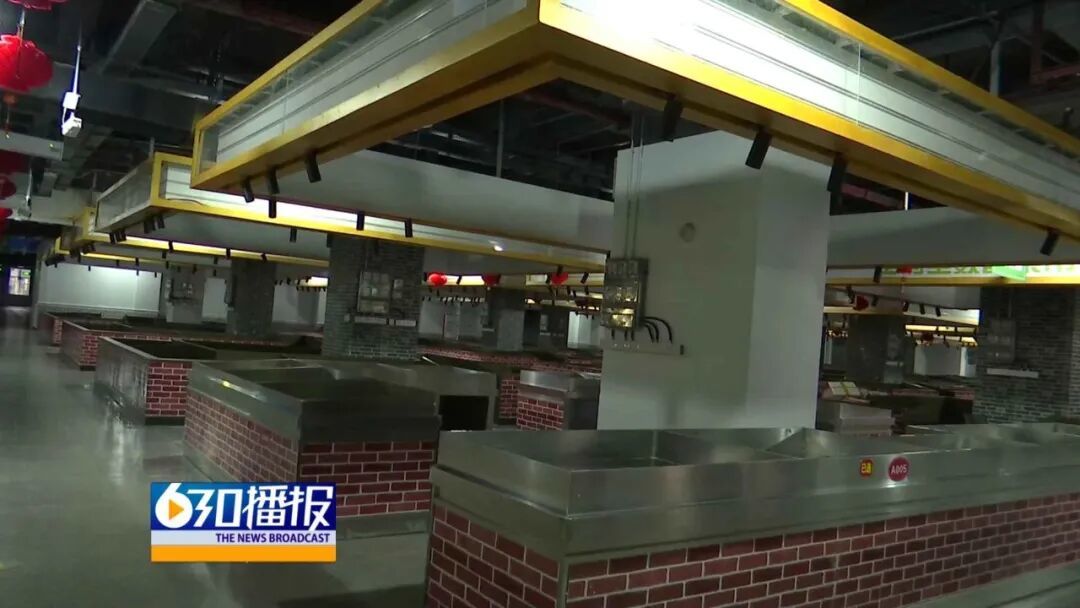 章贡区卫府里农贸市场改造后“内冷外热” 市民：不实惠 好闷