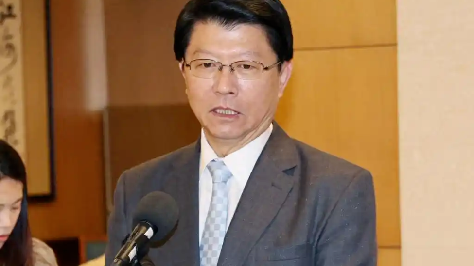 美国禽流感疫区鸡肉也要输台？谢龙介怒问台当局：还有多少毒产品