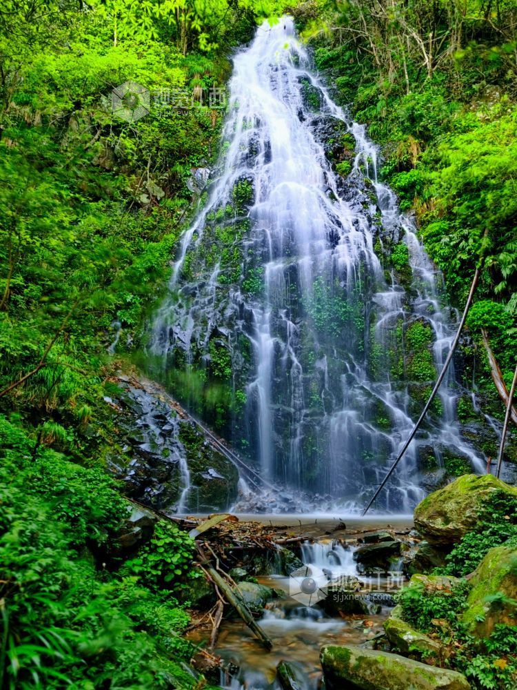 江西分宜：山涧瀑布唱欢歌 青山幽谷漾清音（图）