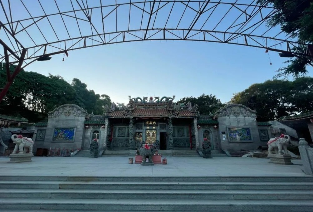 潮声里的香火   四百年的守望——红海湾遮浪宫前天后宫祭祀纪实