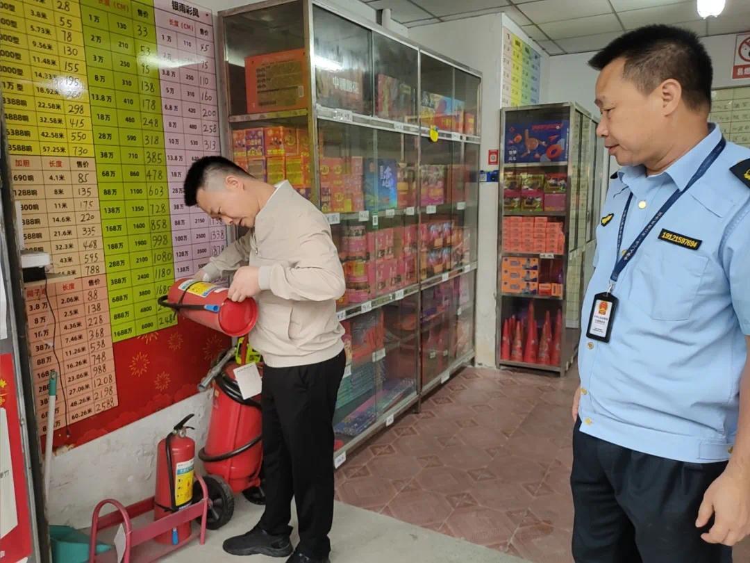 中山黄圃：拧紧烟花爆竹“安全阀”，防范化解安全风险