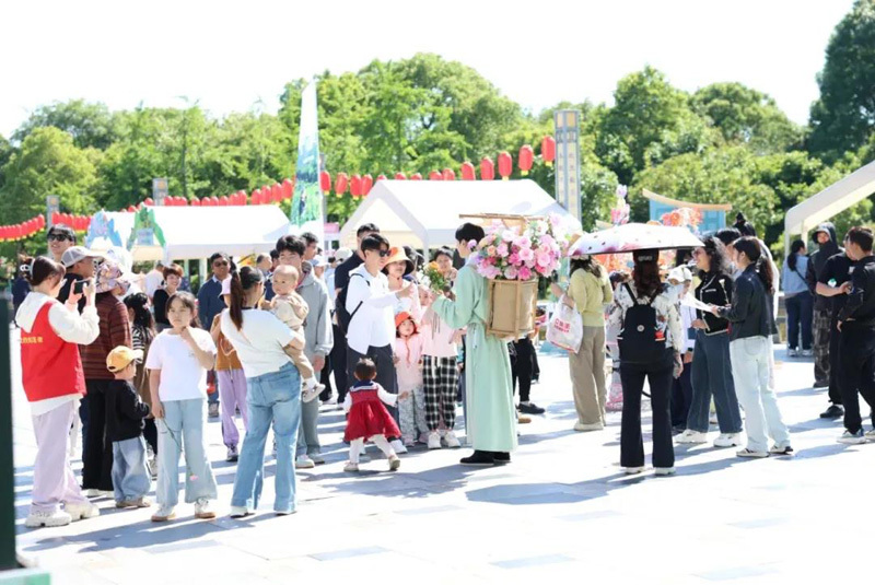 “五一”假期鹰潭文旅市场“新”意十足 让游客玩出沉浸感
