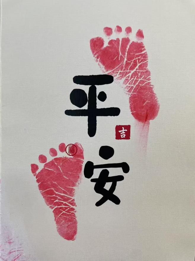 拍摄新生全家福，把一家三口的初次相遇，酿成一生珍藏的温暖。