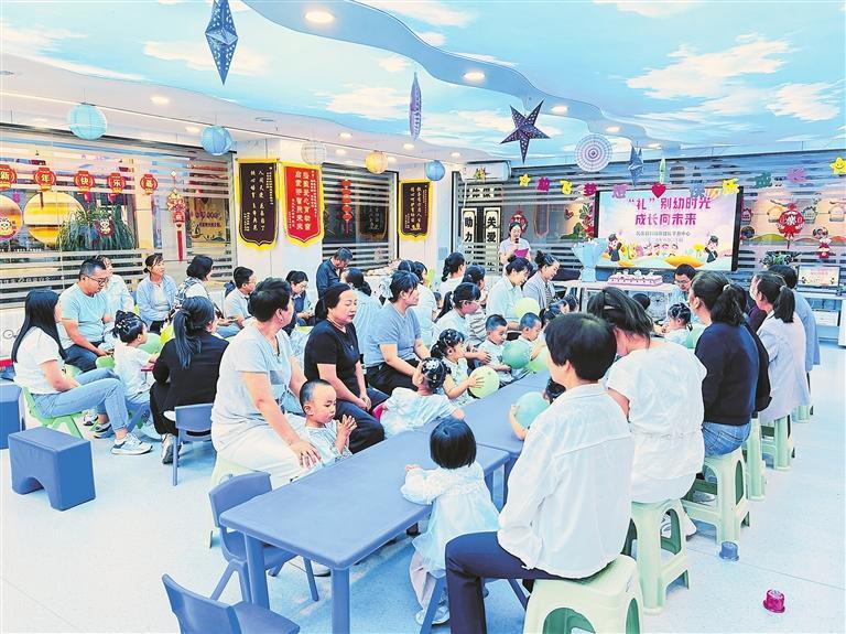 民乐县妇幼保健院早教中心开展亲子活动　本版图片由省卫生健康委提供