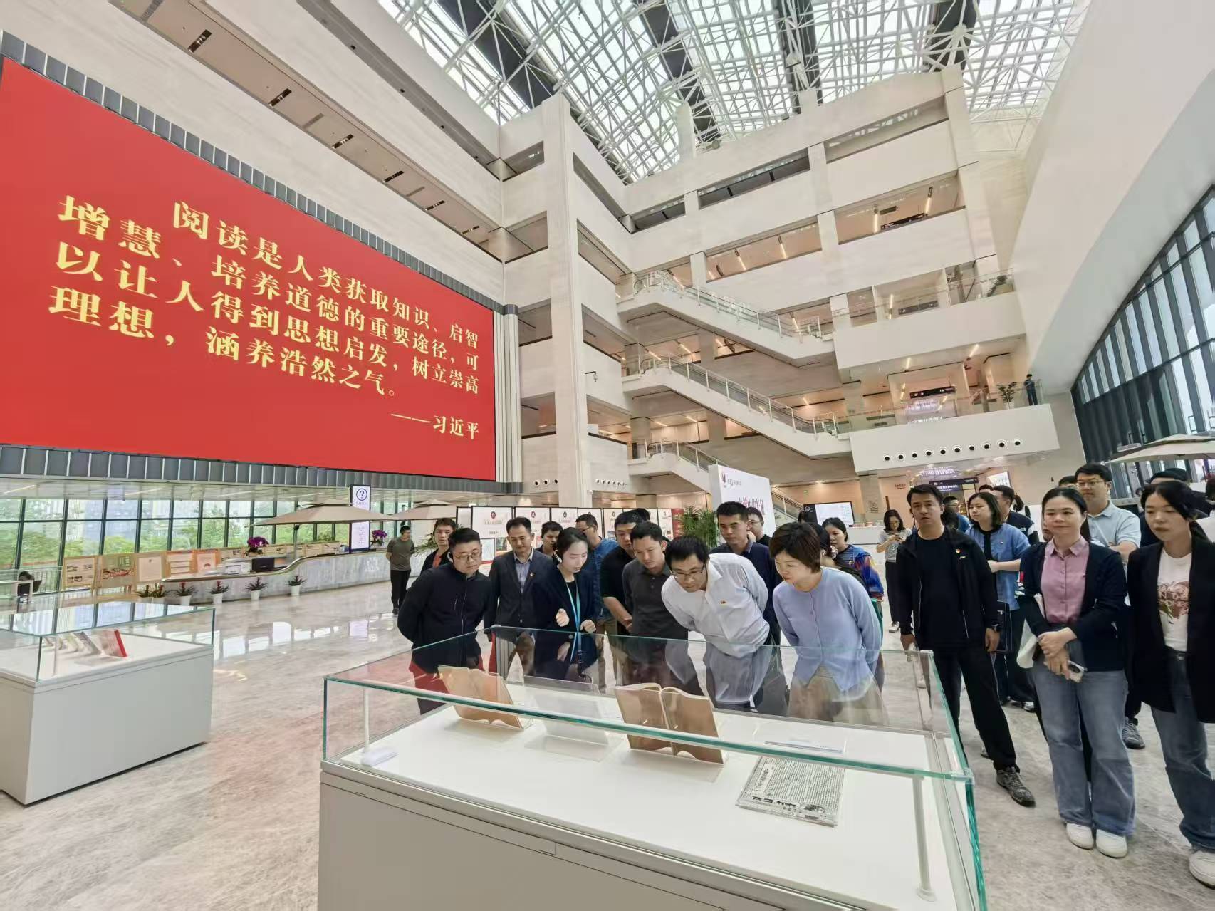 江西省委党校2026年第1期省直青干班临时党支部开展主题党日暨集体政治生日活动