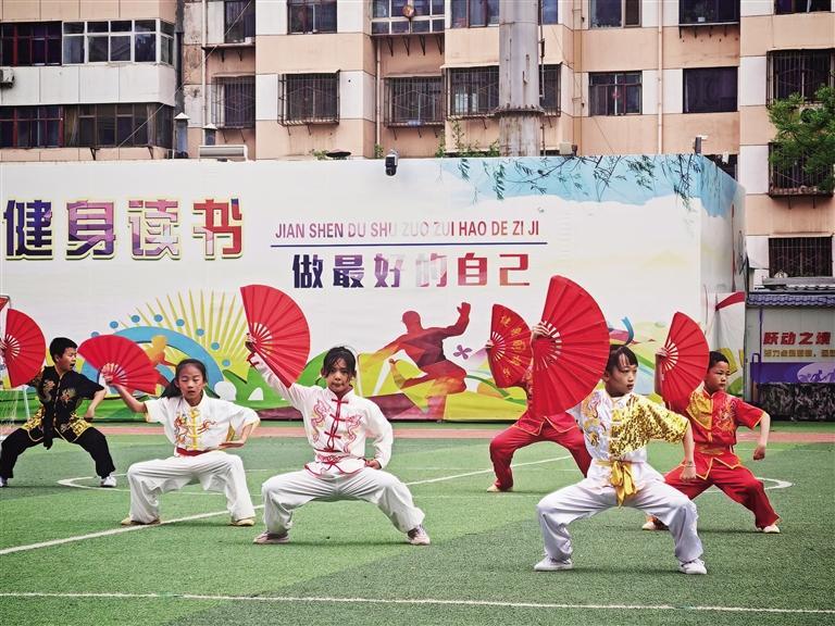 武术队登场献艺