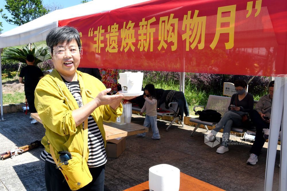 江西南丰：非遗焕新进景区（图）