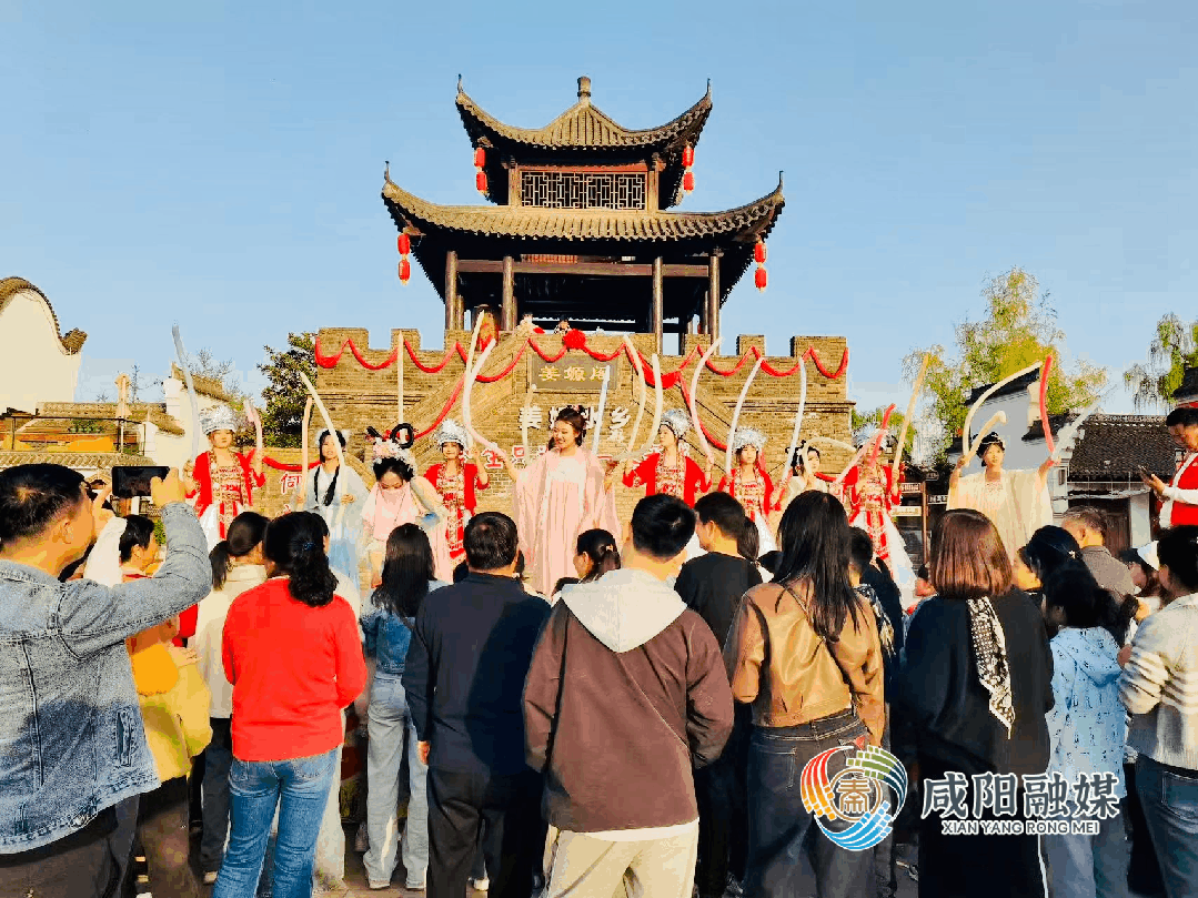姜嫄水乡.gif