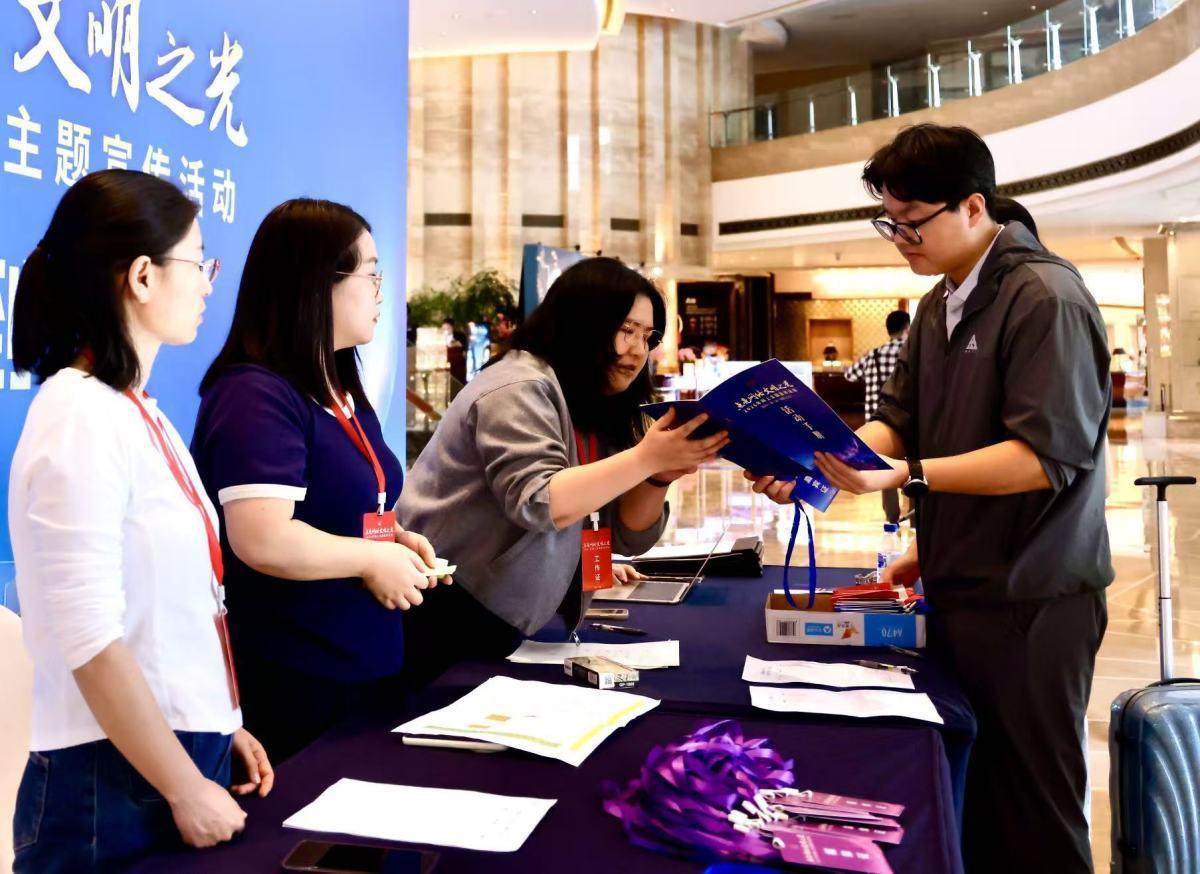 参与本次活动的网络大V覆盖面广、特色鲜明，涵盖文旅推广、历史文化、生活分享等多个领域，有温柔治愈的生活成长类博主@学姐梁耀丹，有传递正能量的幽默段子手@梨园西池水，有多次拿奖的资深媒体人@连线记者，也有聚焦科技产经的行业观察者@广哲X等人。