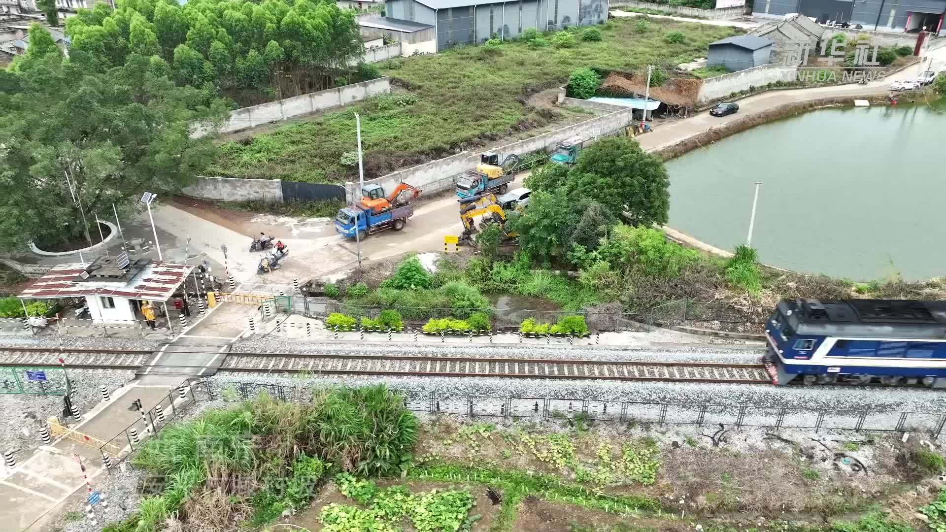 铁路道口工：岗位在变，坚守不变