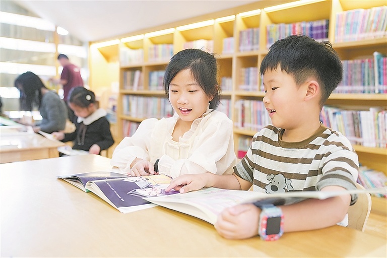 南昌：公园书房（图）