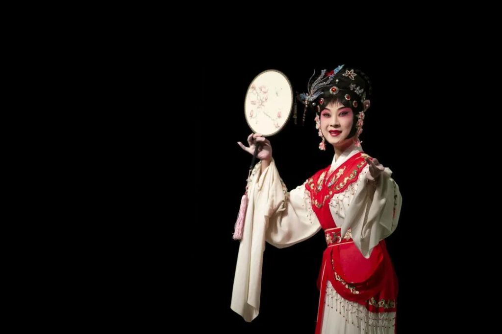 《墙头马上》罗晨雪　饰　李倩君