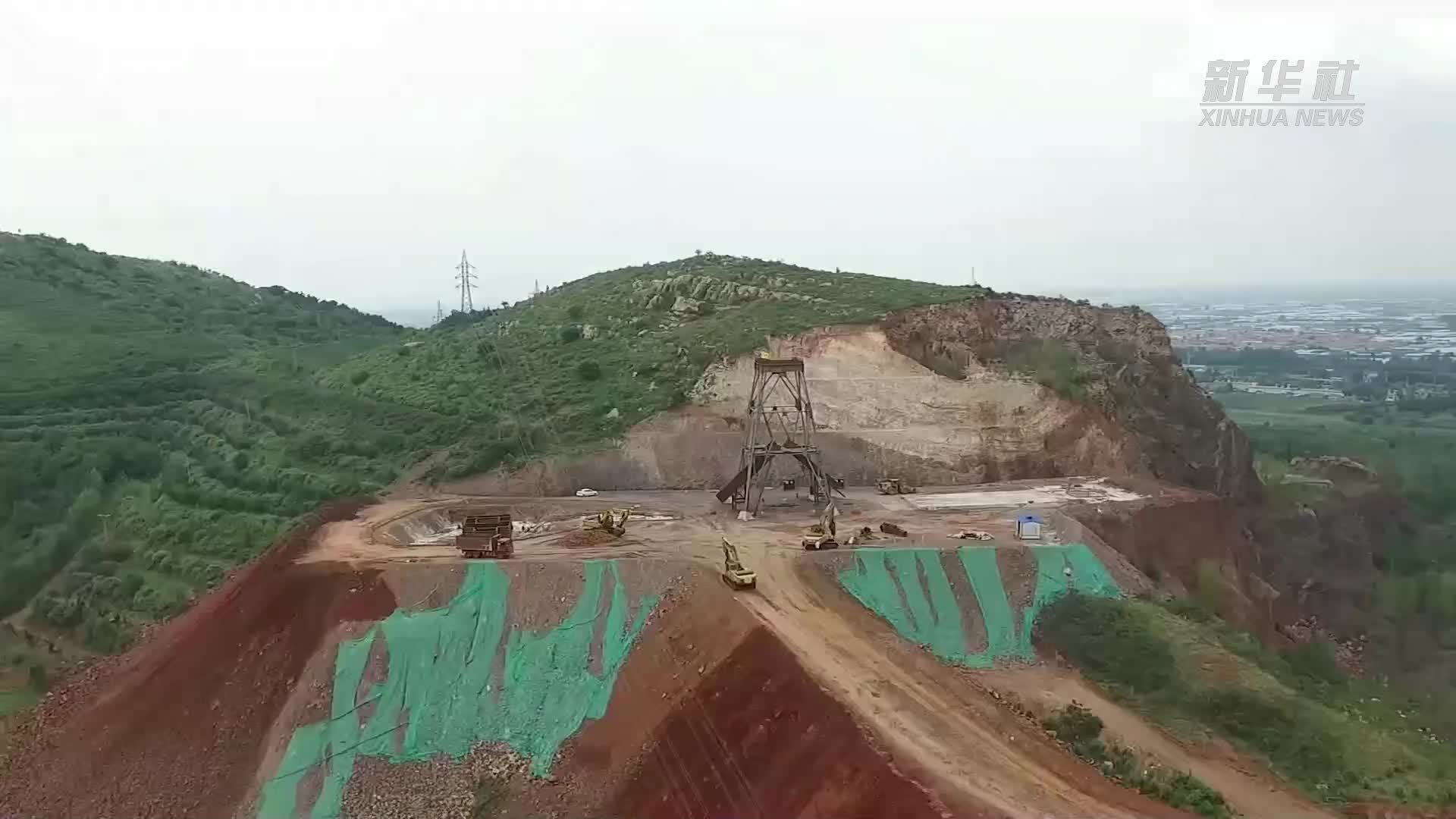 探访全国最大的单体地下铁矿项目现场：机械化施工 提升建设速度