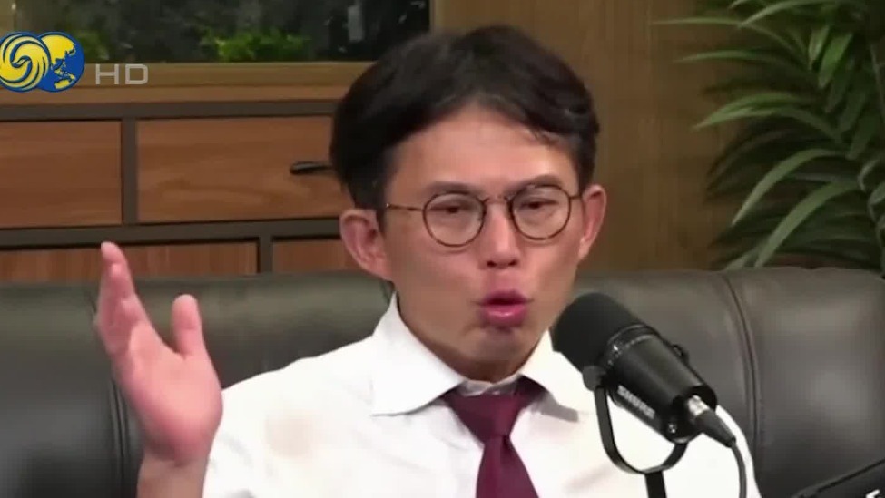 黄国昌爆料，绿营私下提8600亿军事特别条例