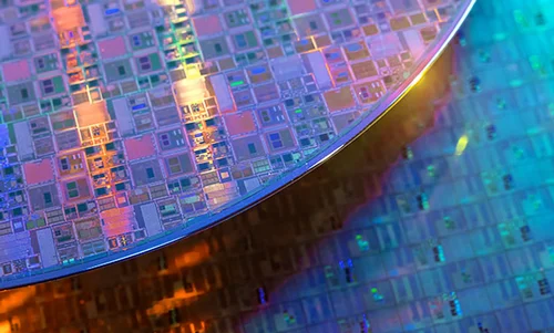 AI ASIC收入预期翻倍！联发科不止押注手机芯片，正转向AI基础设施提供商