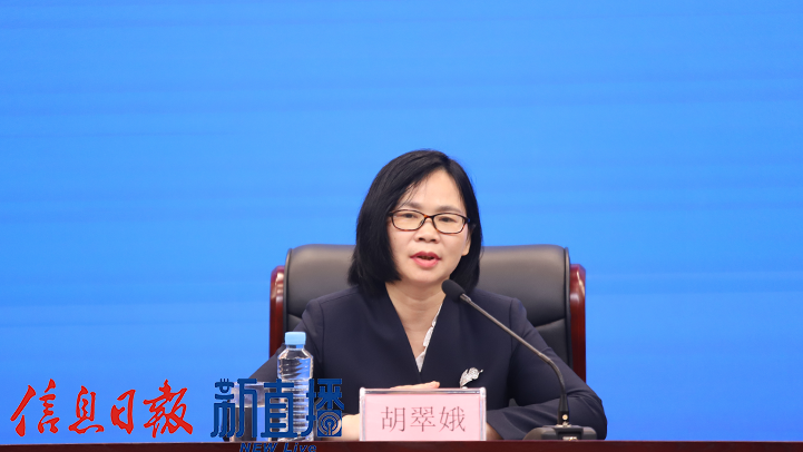 省地震局党组成员、副局长胡翠娥