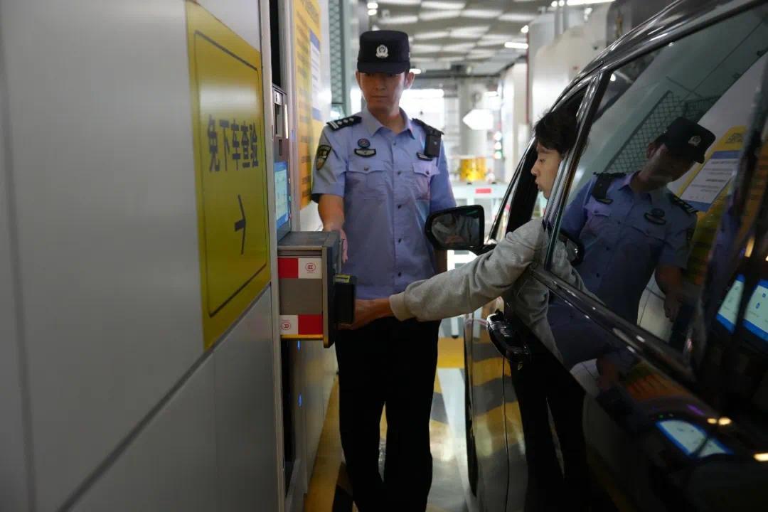 横琴、拱北口岸车道将启用“刷脸”通关 司机无需出示实体证件