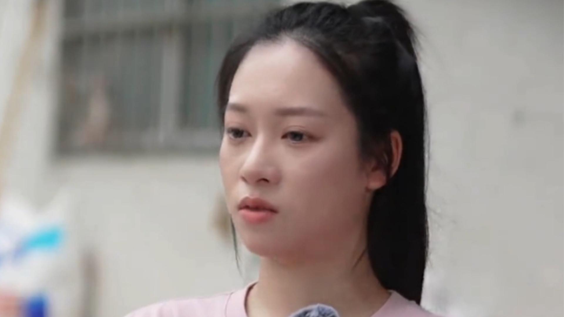 “把债还完了，我才能把体面重新捡起来”前体操冠军吴柳芳再回应擦边：当时父母先后重病，家里经济困难，目前已还清40万债务