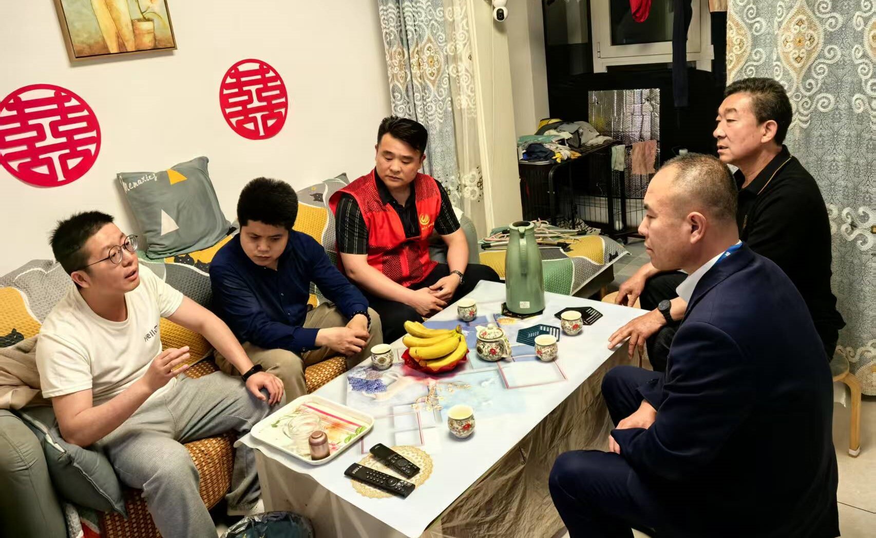 青岛乡里乡亲|党建引领乡村治理成效：党建体系破局 温情邻里归心——城阳区凤凰山社区实现“陌邻”到“睦邻”的温情跨越