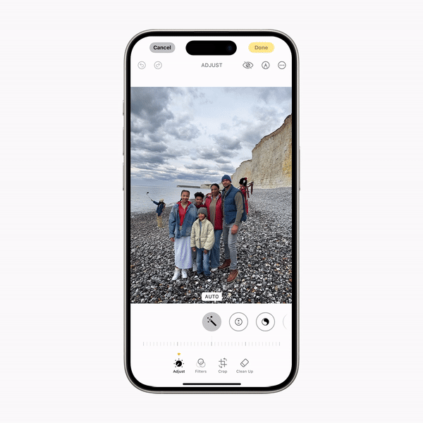 iOS 18 照片的 AI「消除」功能
