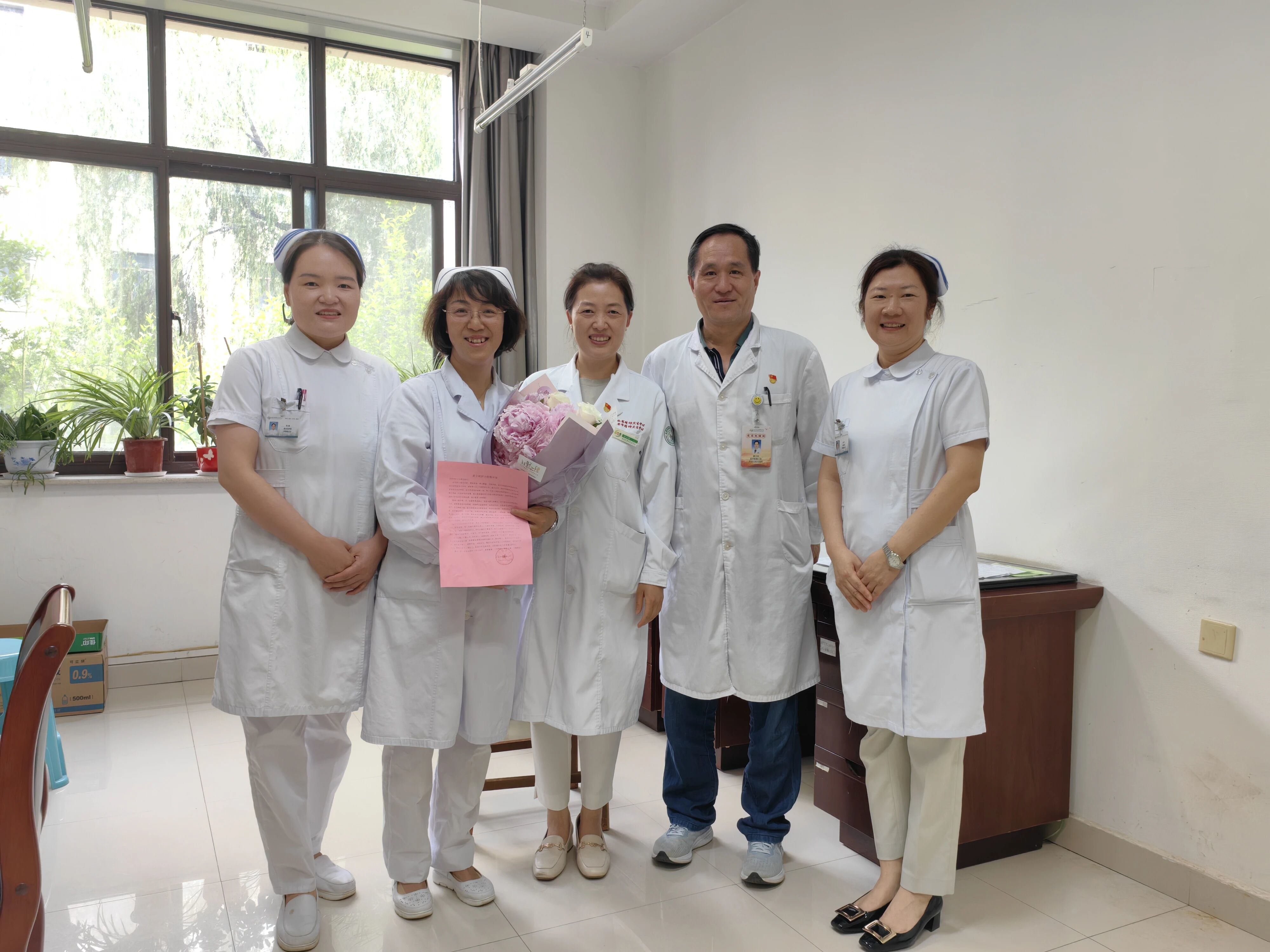 陕西省精神卫生中心&middot;西安市精神卫生中心开展护士节暖心慰问活动