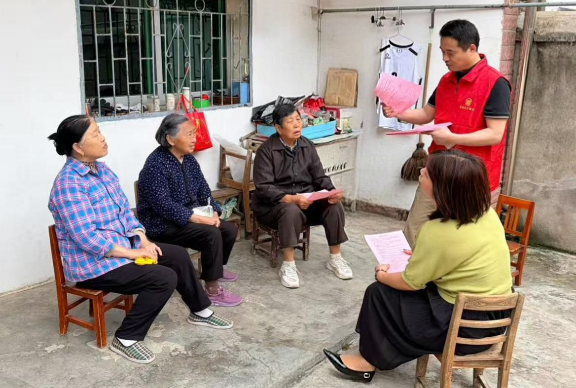 江西彭泽:党建引领强服务 医防融合护健康