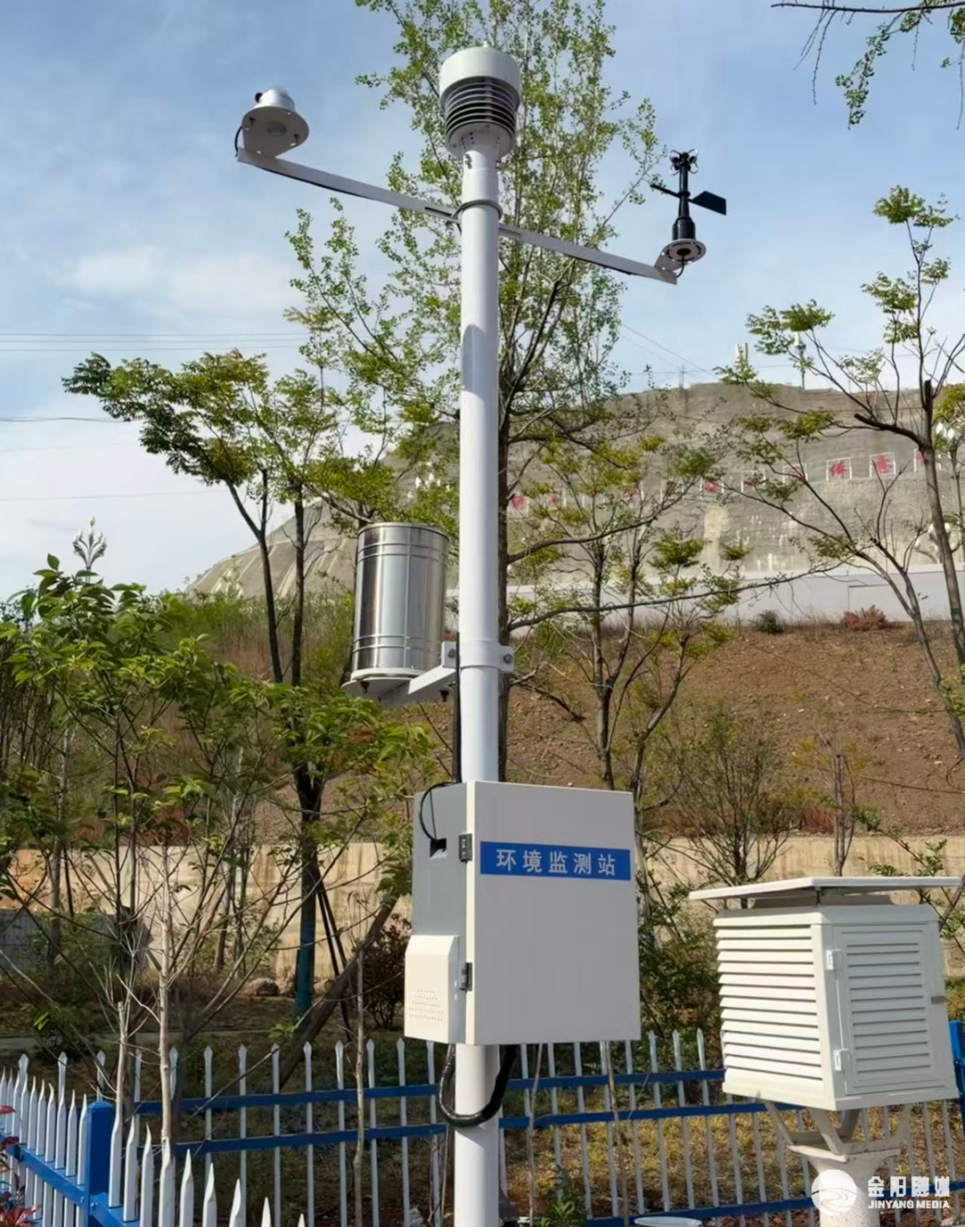 观风测雨指尖造“山”！镇海“智”援让大凉山的孩子这样“触摸”世界(图3)