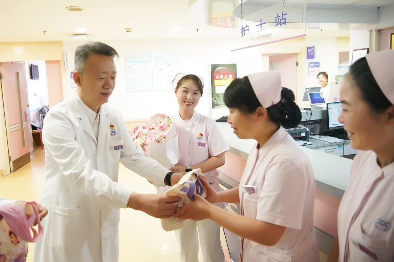 西安市人民医院（西安市第四医院） 走访慰问临床一线护理人员
